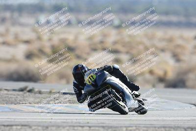 media/Dec-07-2025-CVMA (Sun) [[3e7d2de5dc]]/Race 12- Formula 40 MW and LW/